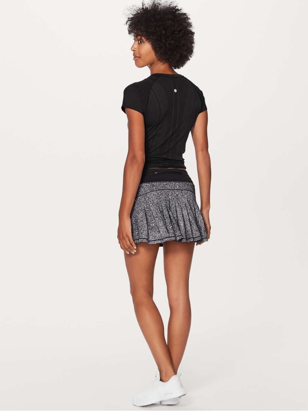 Lululemon Circuit Breaker Skirt (regular) size 4